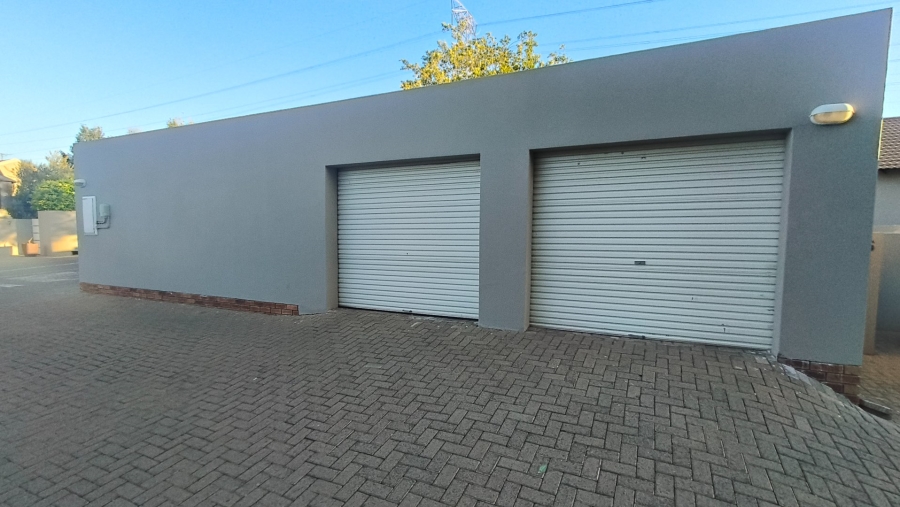 2 Bedroom Property for Sale in Hillside Free State